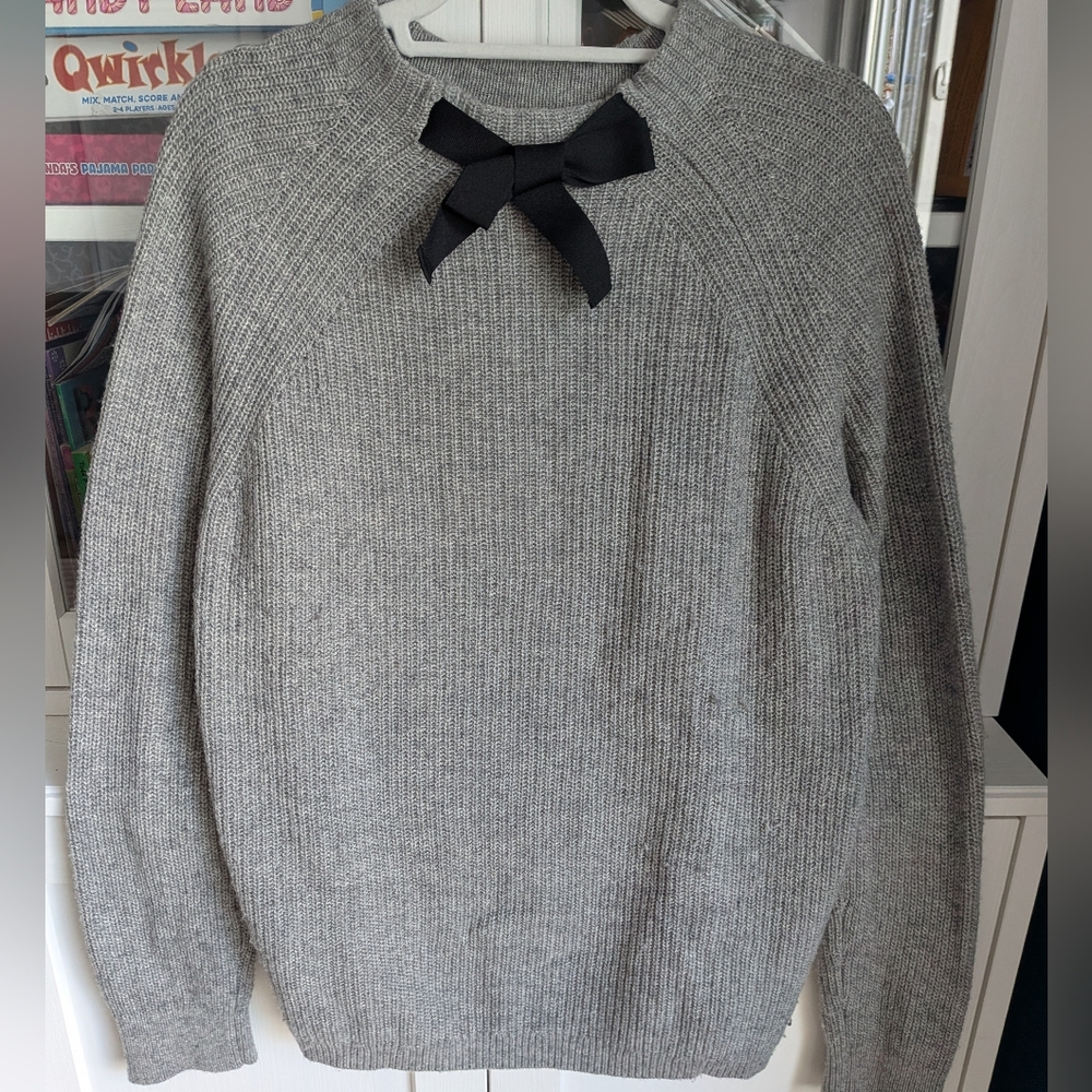 J. Crew Gray Ribbed Wool-Blend Sweater with Black Grosgrain Bow – Size XL